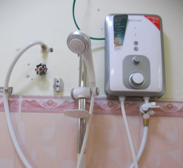 Máy nước nóng, kẻ sát nhân âm thầm trong ngôi nhà bạn 36 Máy nước nóng, kẻ sát nhân âm thầm trong ngôi nhà bạn 8