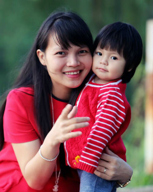Mẹ 8X cho con tập bơi từ 5 tháng tuổi, bé cứng cáp vượt trội 34 Mẹ 8X cho con tập bơi từ 5 tháng tuổi, bé cứng cáp vượt trội 6