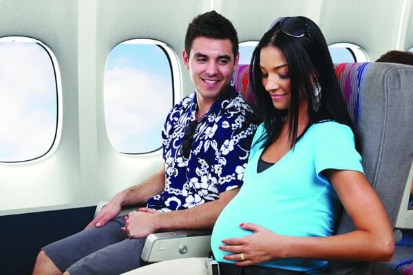 Mẹ bầu nếu bị nhiễm virus Zika con sinh ra sẽ teo não 9