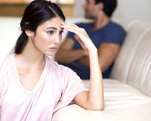 Mẹ chồng “tịch thu” hết lương chồng 5
