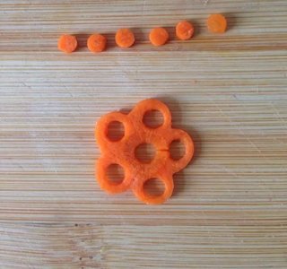 Mẹ khéo tay làm hộp cơm Bento đáng yêu cho bé 33