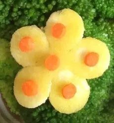Mẹ khéo tay làm hộp cơm Bento đáng yêu cho bé 34