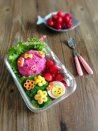 Mẹ khéo tay làm hộp cơm Bento đáng yêu cho bé 36
