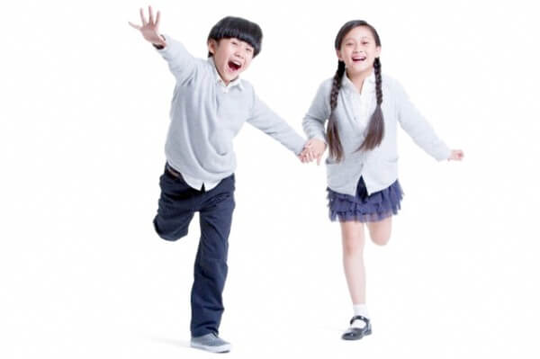 Mẹ xử lý thế nào khi con quá nhút nhát? 35 me-xu-ly-the-nao-khi-con-qua-nhut-nhat