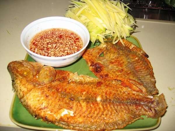 Mẹo chiên cá không bị nát 33 Mẹo chiên cá không bị nát 5