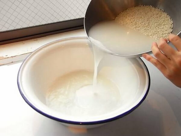 Mẹo hay: Để chiếc áo trắng yêu thích của bạn luôn như mới 35 meo-hay-de-chiec-ao-trang-yeu-thich-cua-ban-luon-nhu-moi