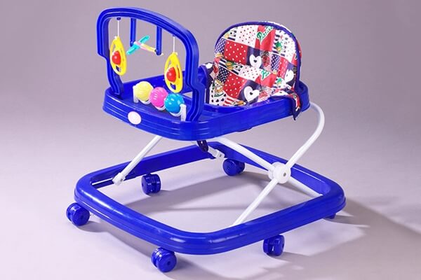 Mối nguy tiềm ẩn trong chiếc xe tập đi của bé 36 Mối nguy tiềm ẩn trong chiếc xe tập đi của bé 8