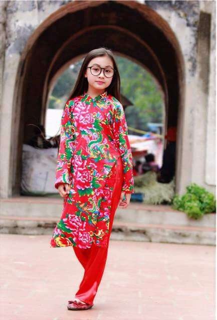 Một số mẫu áo dài cực đẹp cho bé gái mặc Tết 2016 49 Một số mẫu áo dài cực đẹp cho bé gái mặc Tết 2016 21