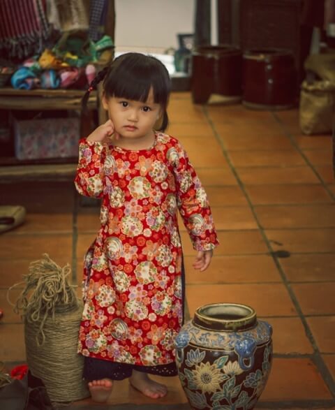 Một số mẫu áo dài cực đẹp cho bé gái mặc Tết 2016 52 Một số mẫu áo dài cực đẹp cho bé gái mặc Tết 2016 24