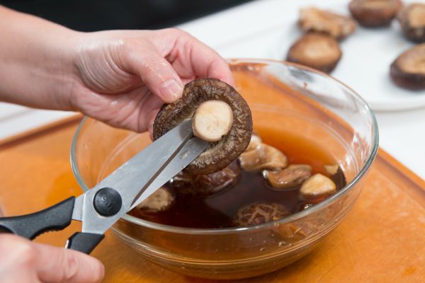 Nấm hương nhồi thịt hấp đậm đà, ngon cơm 17