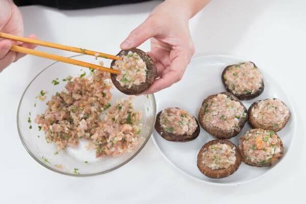 Nấm hương nhồi thịt hấp đậm đà, ngon cơm 22