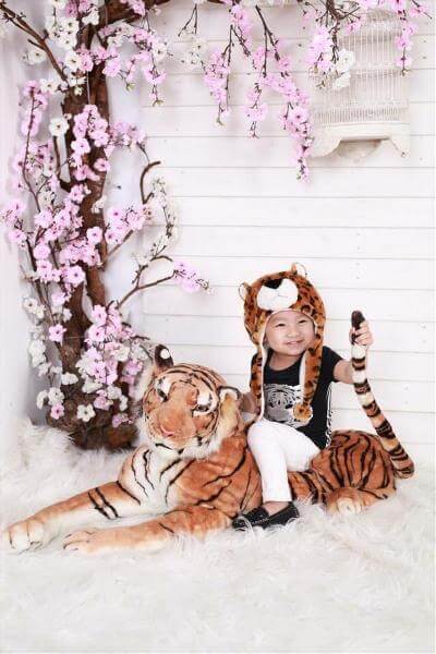 Ngắm ảnh tạo dáng đón xuân cực yêu của các siêu mẫu nhí 36