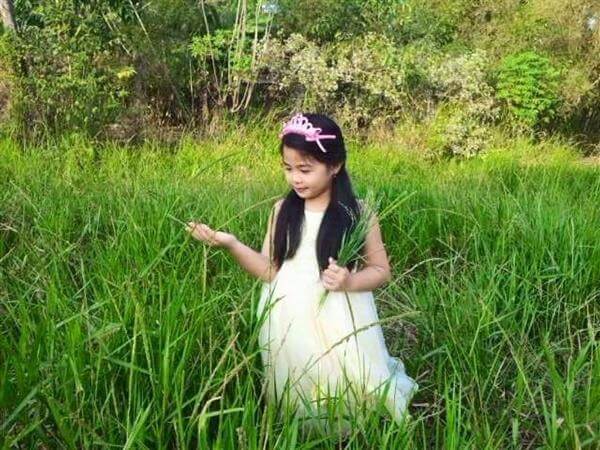 Ngắm ảnh tạo dáng đón xuân cực yêu của các siêu mẫu nhí 37