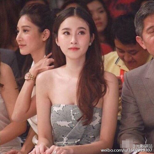 Ngắm nhan sắc "vạn người mê" của Nong Poy người đẹp chuyển giới Thái Lan 54 Ngắm nhan sắc "vạn người mê" của Nong Poy người đẹp chuyển giới Thái Lan 26
