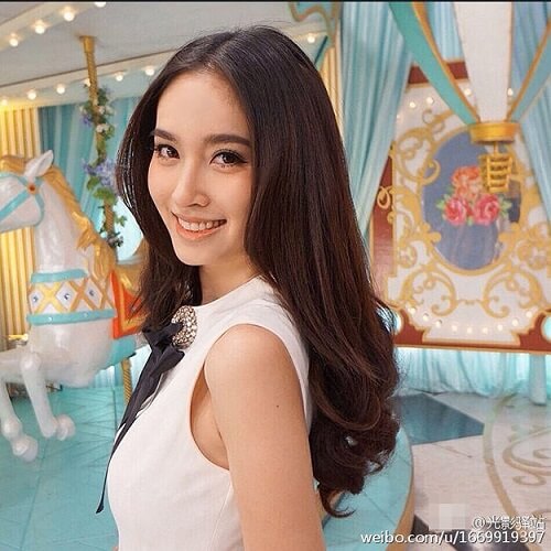 Ngắm nhan sắc "vạn người mê" của Nong Poy người đẹp chuyển giới Thái Lan 55 Ngắm nhan sắc "vạn người mê" của Nong Poy người đẹp chuyển giới Thái Lan 27