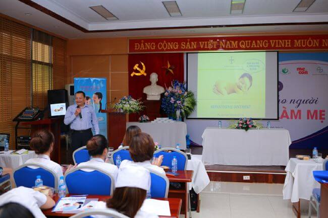 Ngày hội Những lưu ý cho người lần đầu làm mẹ đã có mặt tại Bệnh viện Phụ sản Hà Nội 51 hoi-thao