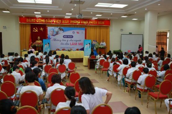Ngày hội "Những lưu ý cho người lần đầu làm mẹ" gây nhiều ấn tượng ở Bệnh viện Phụ sản Trung ương 46 Ngày hội "Những lưu ý cho người lần đầu làm mẹ" gây nhiều ấn tượng ở Bệnh viện Phụ sản Trung ương 18