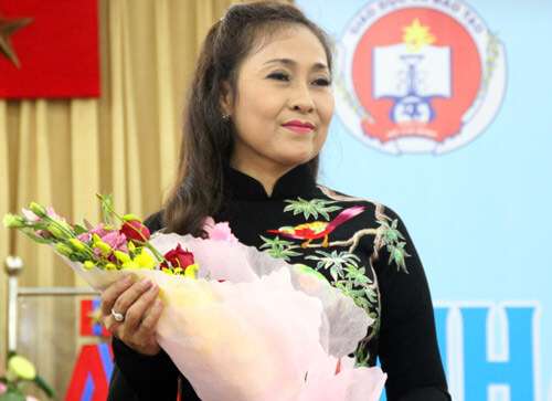 Nghe thầy cô kể chuyện buồn vui 20/11 36 nghe-thay-co-ke-chuyen-buon-vui-20-11