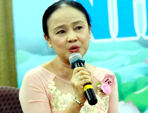 Nghe thầy cô kể chuyện buồn vui 20/11 37 nghe-thay-co-ke-chuyen-buon-vui-20-11