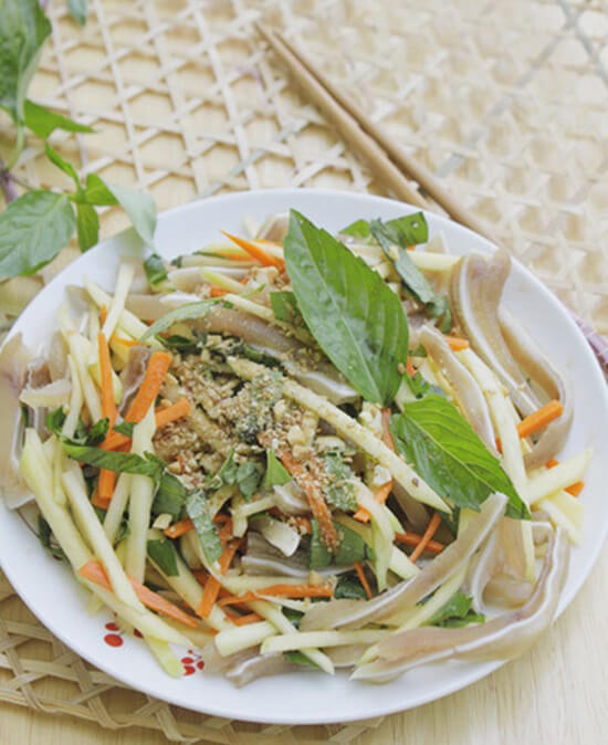 Gỏi tai heo xoài xanh 