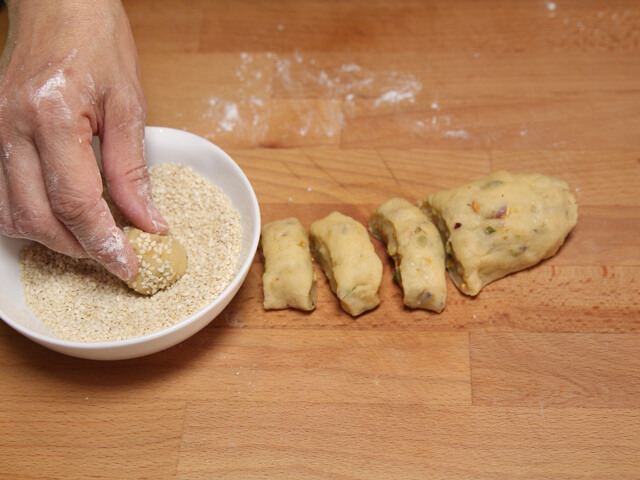 bánh hạt dẻ cười5