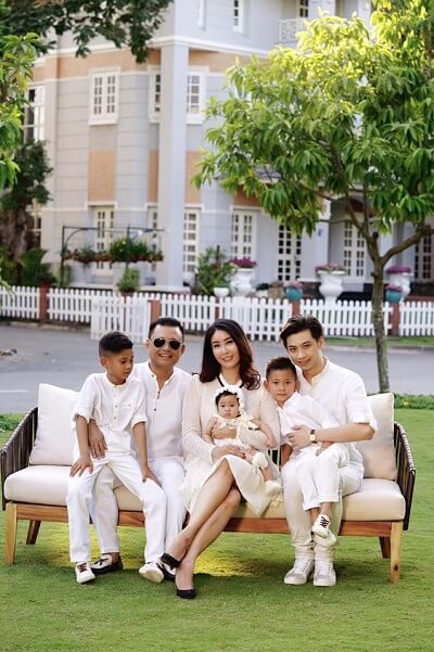 Ngưỡng mộ tổ ấm hạnh phúc tràn đầy tiếng cười của hoa hậu Hà Kiều Anh 44 Ngưỡng mộ tổ ấm hạnh phúc tràn đầy tiếng cười của hoa hậu Hà Kiều Anh 16