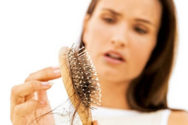 Nhiều công dụng chăm sóc tóc khỏe đẹp, óng mượt từ nghệ 7