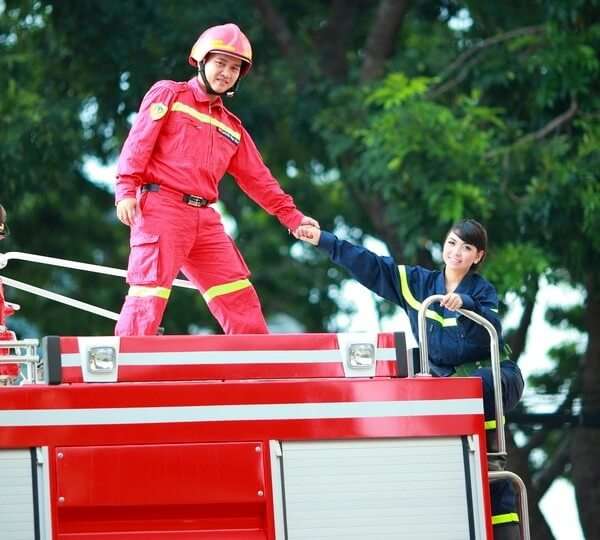 Những bộ ảnh cưới độc, lạ của giới trẻ Việt 79 Những bộ ảnh cưới độc, lạ của giới trẻ Việt 51