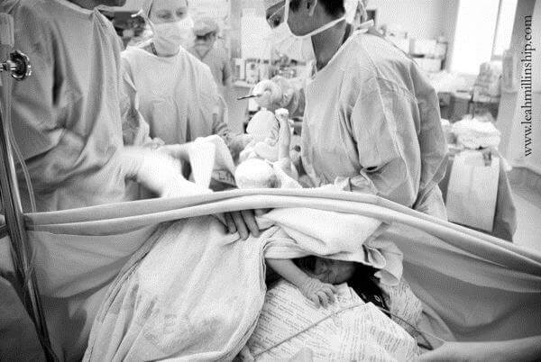 Những bức ảnh tuyệt đẹp ghi lại khoảnh khắc lâm bồn ở khắp nơi trên thế giới 64 sinh-con