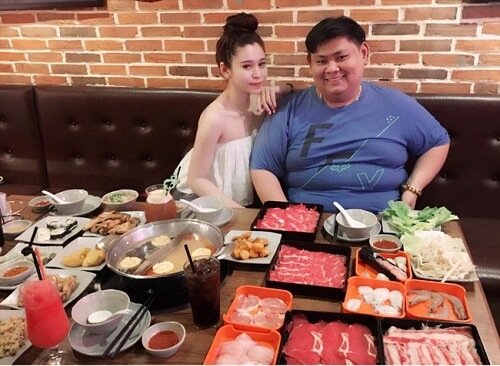 Những cặp đôi đũa lệch hạnh phúc đến phát hờn 47 Những cặp đôi đũa lệch hạnh phúc đến phát hờn 19