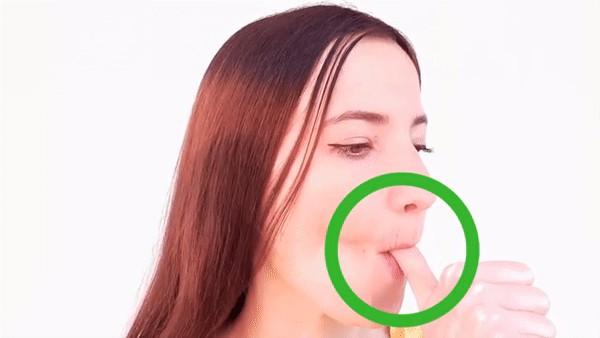 Những động tác "hô biến" tất cả nếp nhăn trên khuôn mặt (P.2) 10