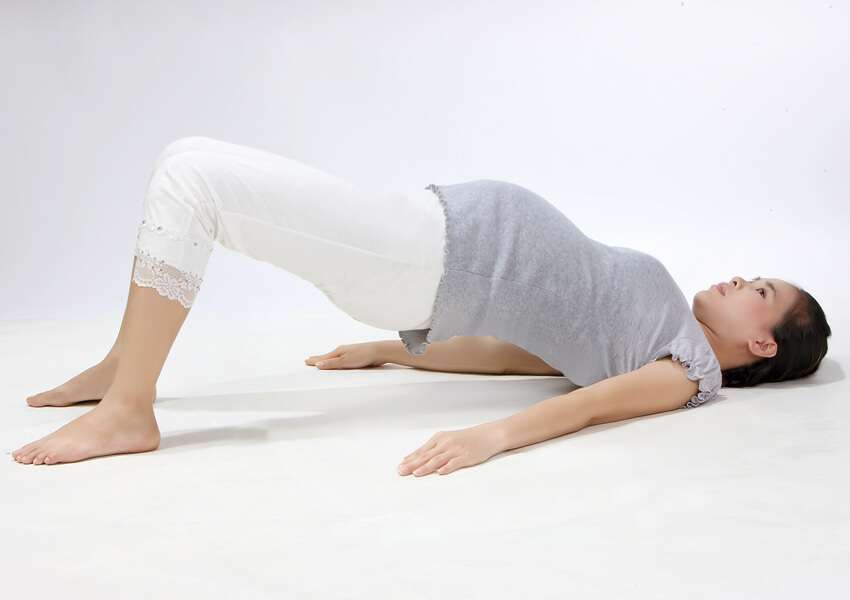 Những động tác tập yoga cơ bản khi mang thai 57 nhung-dong-tac-tap-yoga-co-ban-khi-mang-thai