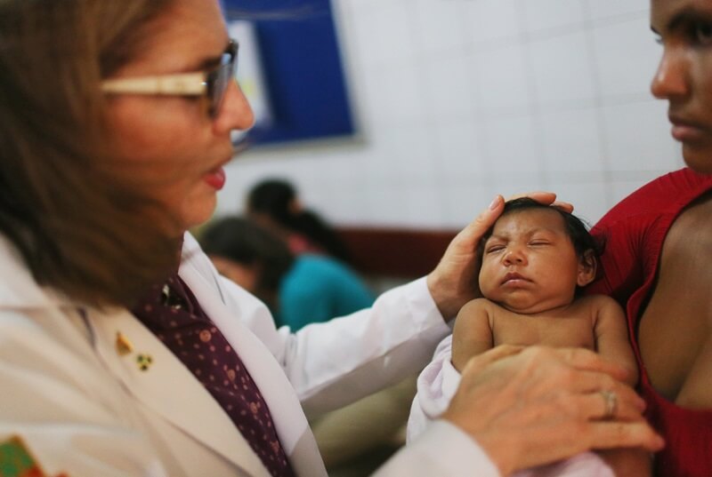 Những khuôn mặt trẻ thơ bị nhiễm virus Zika gây ám ảnh người nhìn 70 Những khuôn mặt trẻ thơ bị nhiễm virus Zika gây ám ảnh người nhìn 42