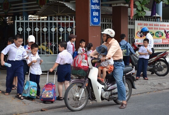 Nỗi khổ đưa đón con 34 Nỗi khổ đưa đón con 6