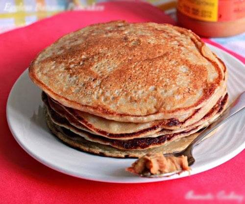 Nóng hổi bánh pancake chuối cho bữa sáng thật đủ chất 43 Nóng hổi bánh pancake chuối cho bữa sáng thật đủ chất 15