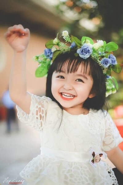 Nụ cười hồn nhiên của "thiên sứ áo trắng" 3 tuổi gây sốt cộng đồng mạng 47 nu-cuoi-hon-nhien-cua-thien-su-ao-trang-3-tuoi-gay-sot-cong-dong-mang