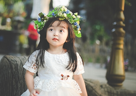 Nụ cười hồn nhiên của "thiên sứ áo trắng" 3 tuổi gây sốt cộng đồng mạng 52 nu-cuoi-hon-nhien-cua-thien-su-ao-trang-3-tuoi-gay-sot-cong-dong-mang