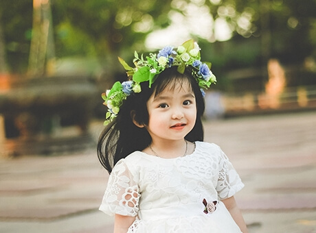 Nụ cười hồn nhiên của "thiên sứ áo trắng" 3 tuổi gây sốt cộng đồng mạng 53 nu-cuoi-hon-nhien-cua-thien-su-ao-trang-3-tuoi-gay-sot-cong-dong-mang