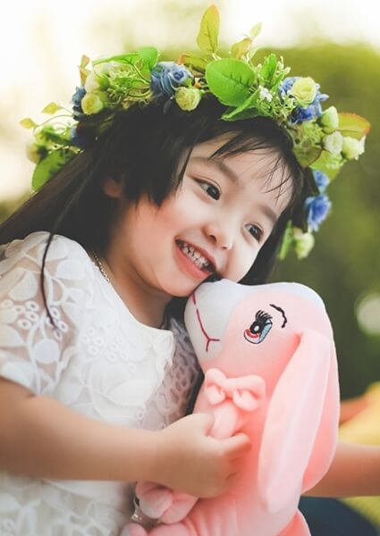 Nụ cười hồn nhiên của "thiên sứ áo trắng" 3 tuổi gây sốt cộng đồng mạng 54 nu-cuoi-hon-nhien-cua-thien-su-ao-trang-3-tuoi-gay-sot-cong-dong-mang