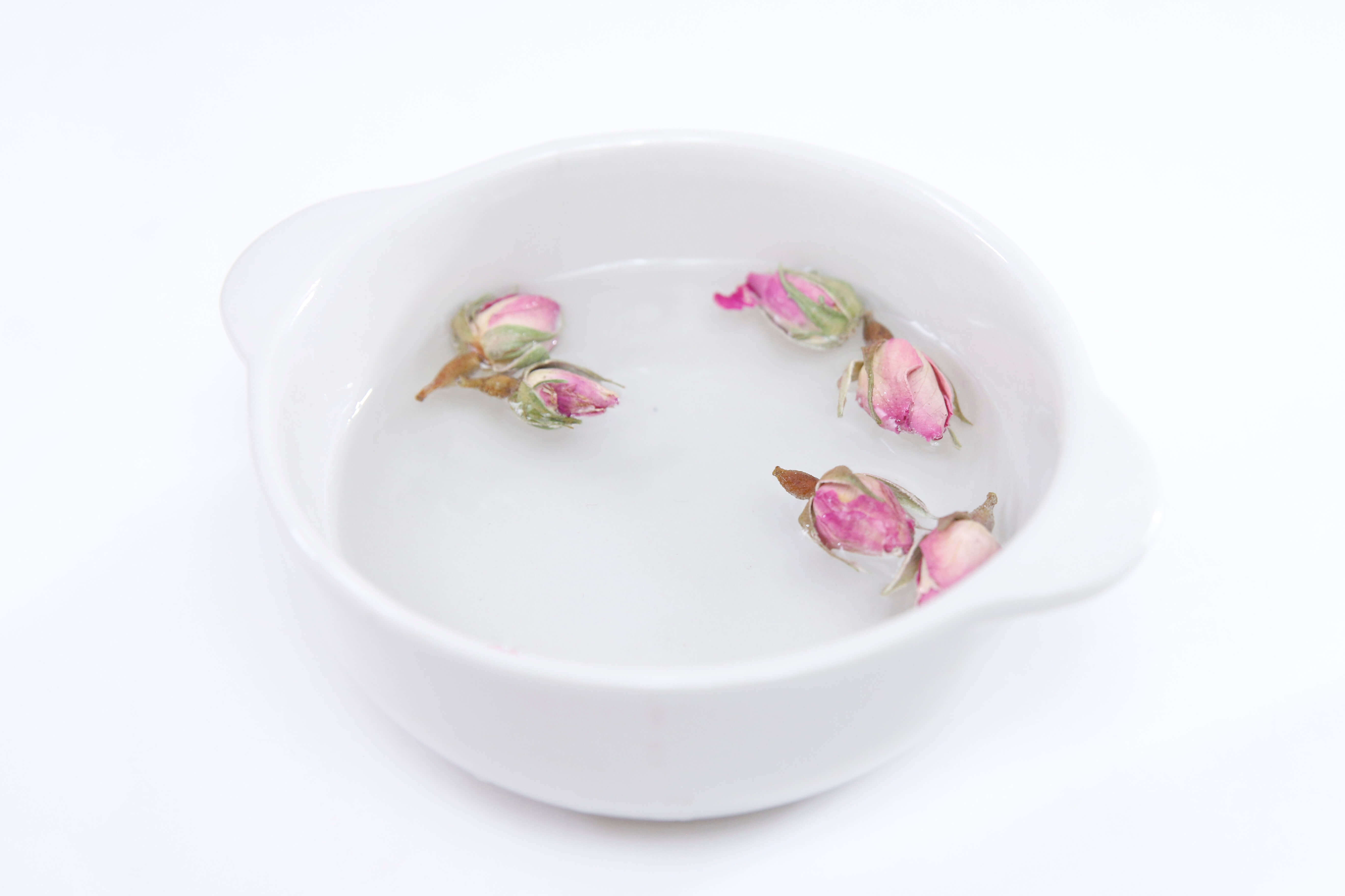 Pha trà gừng, mật ong, hoa hồng chuẩn vị phòng chống cảm lạnh 46 Pha trà gừng, mật ong, hoa hồng chuẩn vị phòng chống cảm lạnh 18