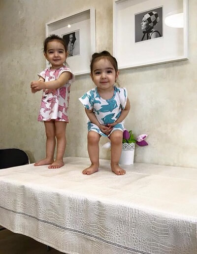 Phát cuồng trước vẻ đẹp của cặp chị em song sinh người Nga 60 Phát cuồng trước vẻ đẹp của cặp chị em song sinh người Nga 32