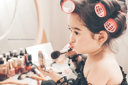 Phiên bản nhí Audrey Hepburn ở Nghệ An khiến các mẹ mê mẩn 53 Phiên bản nhí Audrey Hepburn ở Nghệ An khiến các mẹ mê mẩn 25