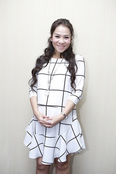 sao-viet-goi-y-mot-dam-bau-kieu-dang-ha-eo-vay-duoi-ca-thanh-lich