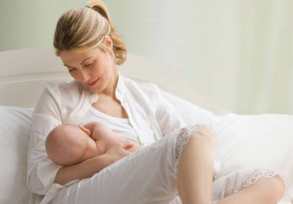 Sau sinh mổ mẹ tuyệt đối phải tránh 9 điều này 12