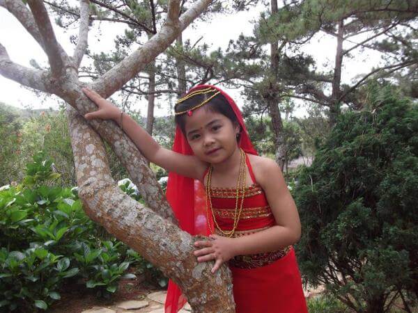 sieu-mau-nhi-2015-nhung-cot-moc-thu-vi