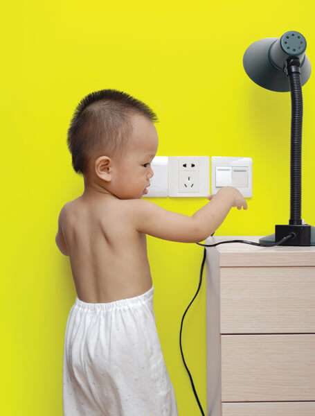 Hướng dẫn sơ cứu khi trẻ bị ngạt thở 33 So cuu khi tre ngat tho