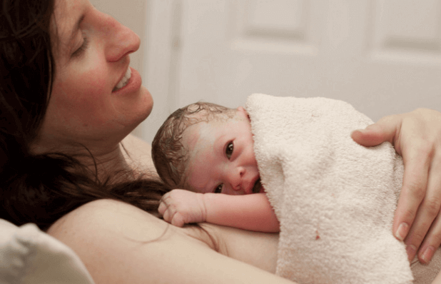 So lợi hại giữa sinh mổ và sinh thường 35 So lợi hại giữa sinh mổ và sinh thường