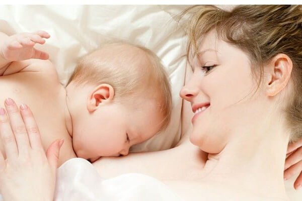 Sự phát triển và chế độ dinh dưỡng của bé trong năm đầu đời 38 Sự phát triển và chế độ dinh dưỡng của bé trong năm đầu đời 10