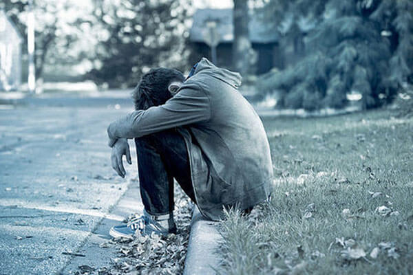 Suy cho cùng đó không phải là lỗi của con mà do mẹ quá vô tâm thôi 38 tuyet-vong