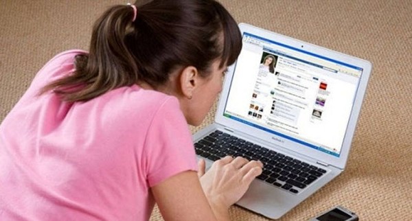 Tâm sự thấm thía của bà mẹ từ bỏ Facebook vì muốn làm mẹ tốt hơn 7